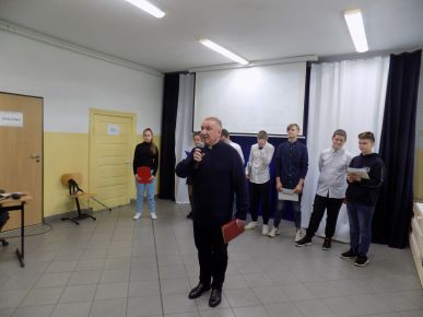 Dzień Papiesk1i